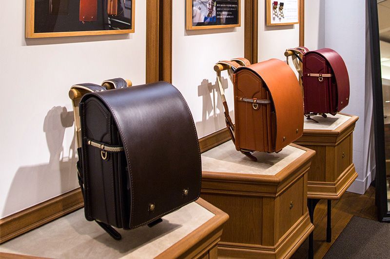 balo phi giới tính